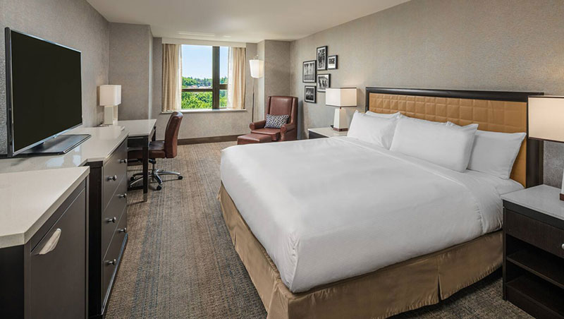 The Saratoga Hilton image 4