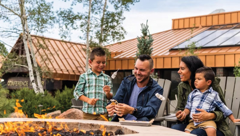 Holiday Inn Estes Park image 4